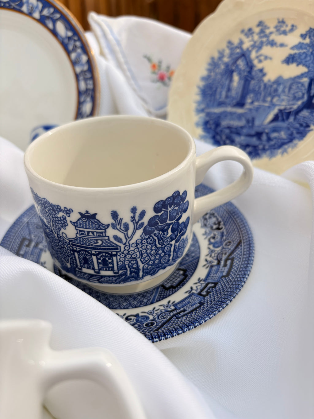 Blue Willow Inspired - Aesthetic Mystery Decor Box