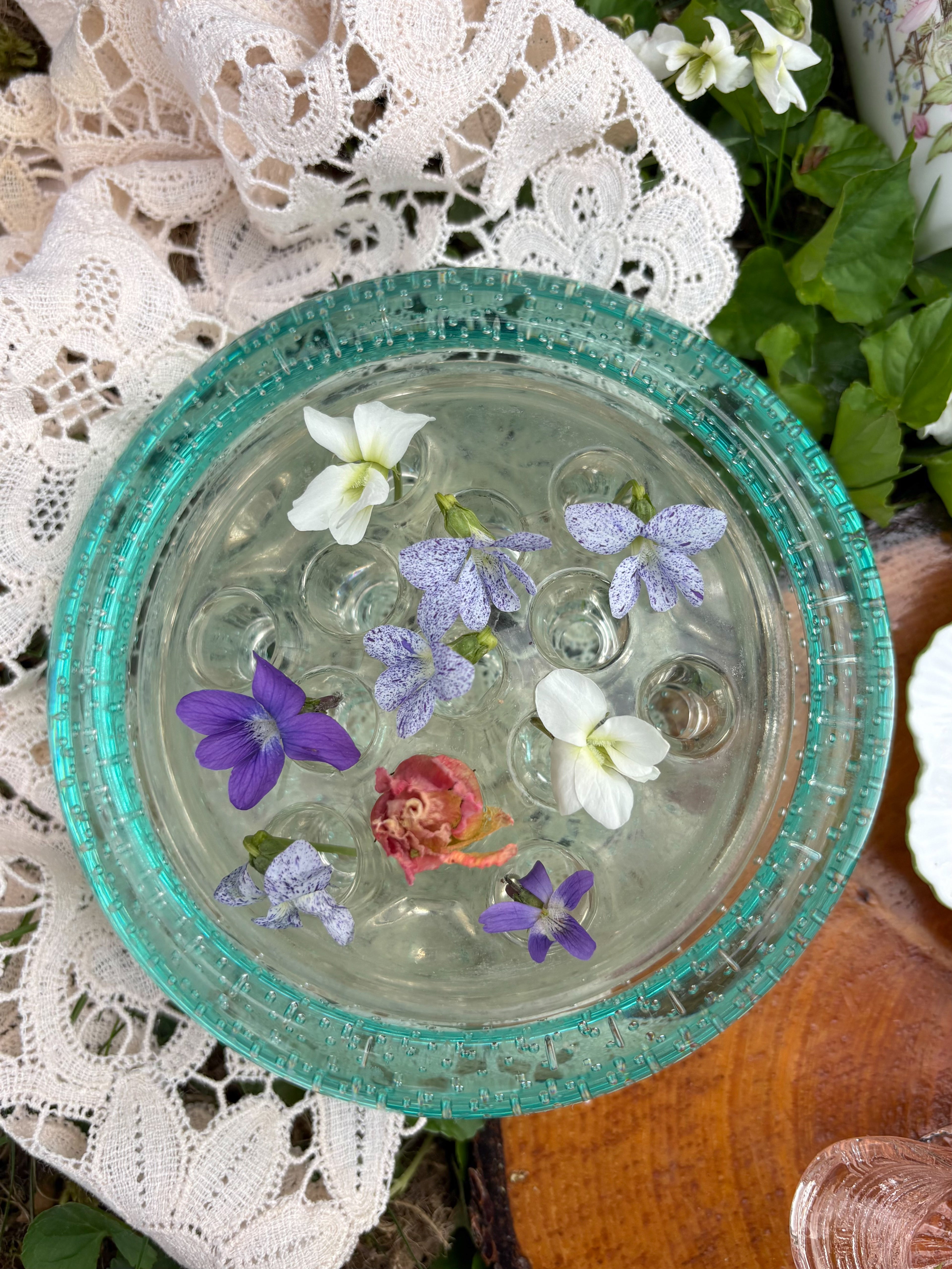 Mid-Century Murano Glass “Bellicante” Vase with Flower Frog